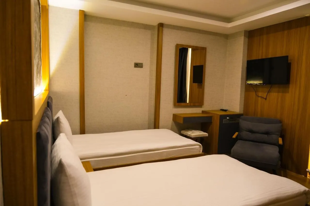 Calenberg Hotel Istanbul 3*,